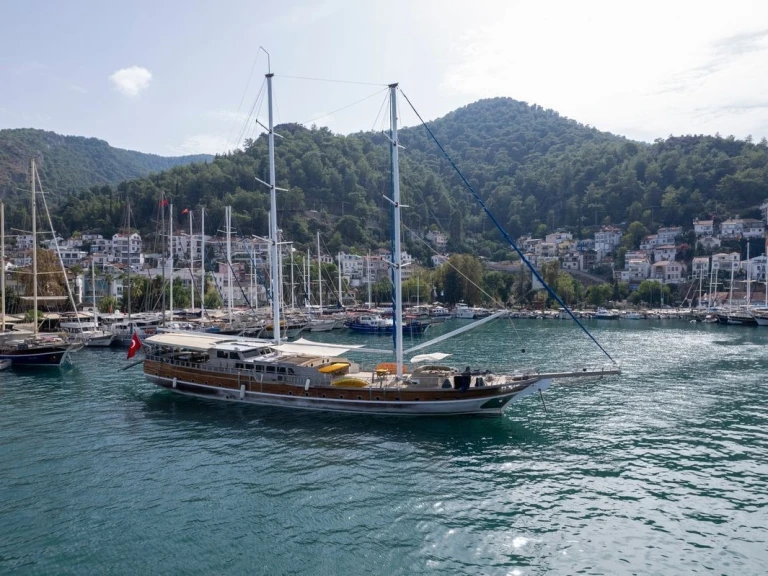 Pronájem lodi Fethiye lákavé ceny Custom made