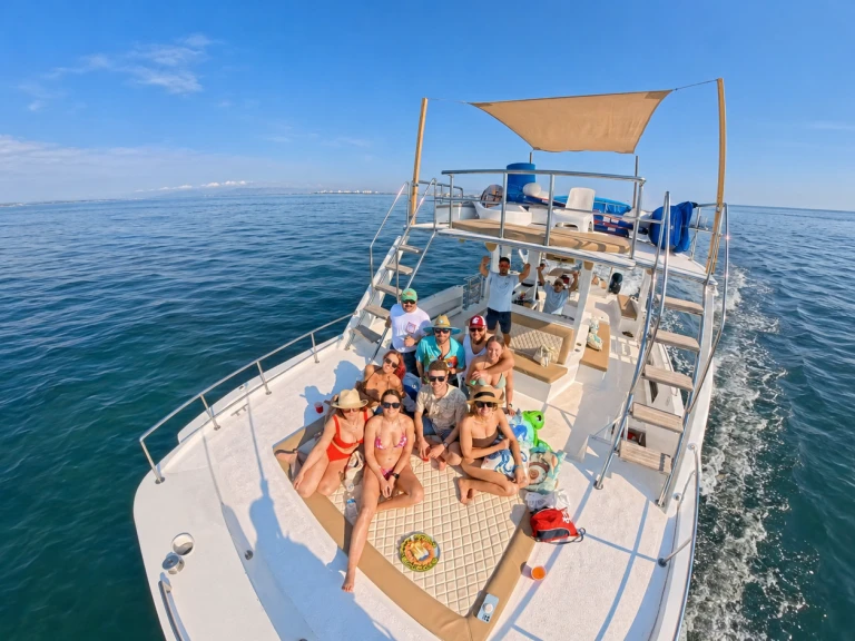 Pronájem jachty v Puerto Vallarta -Custom Made custom na Samboatu