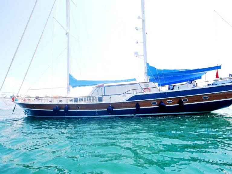 Pronajmout si Custom Made Custom made v Fethiye