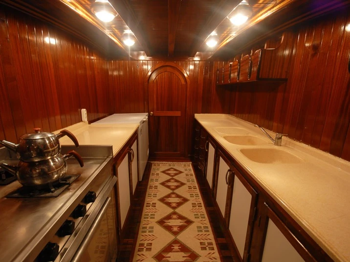 Pronajmout si Custom Made Custom made v Marmaris