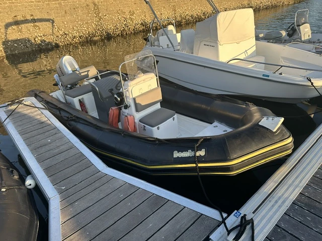 Pronájem jachty v Bénodet -Bombard Explorer 550 SP na Samboatu