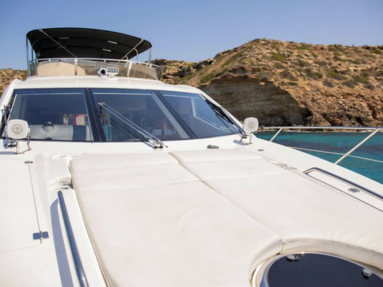 Pronájem jachty v Palma de Mallorca -Sunseeker Manhattan 63 na Samboatu