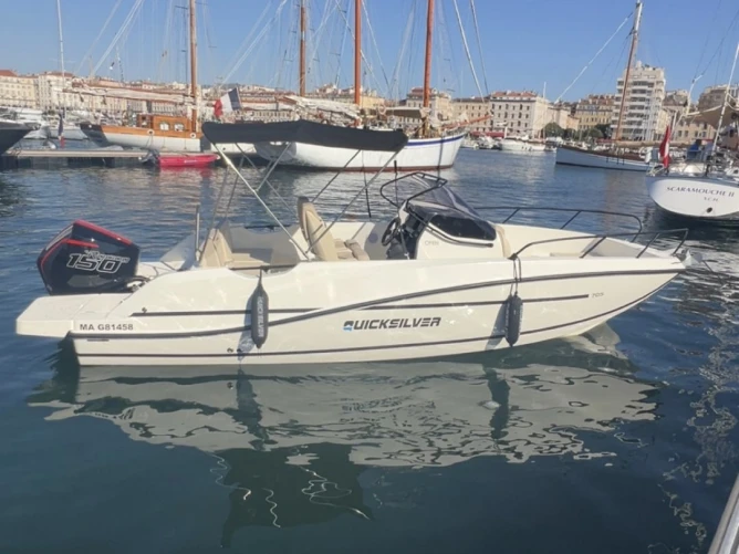 Quicksilver Quicksilver 705 Cruiser jednotlivci a charterové společnosti v Marseille