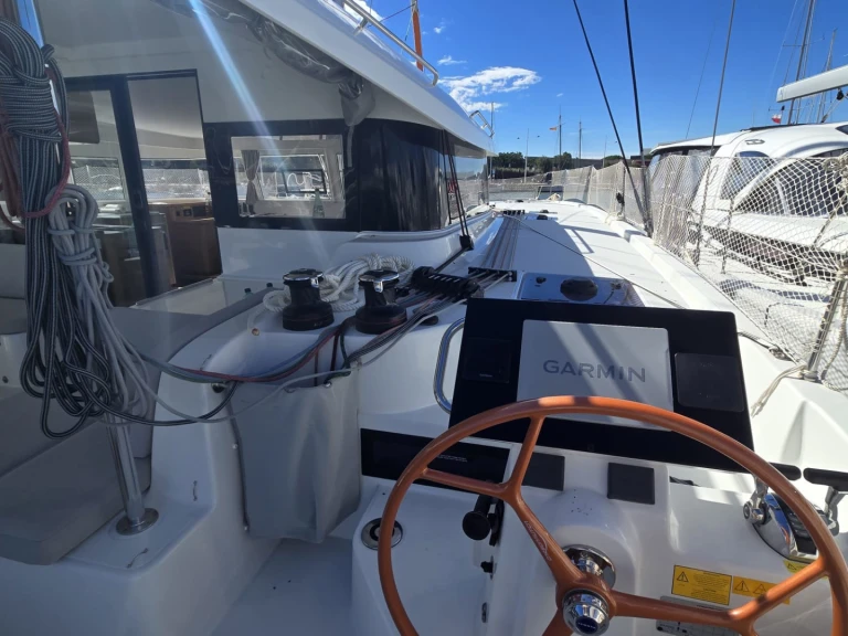 Pronajmout Katamarán se skipperem či ne Excess v Canet-en-Roussillon