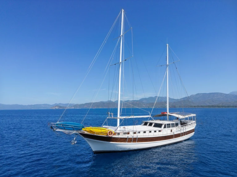 Pronájem lodi Fethiye lákavé ceny Gulet