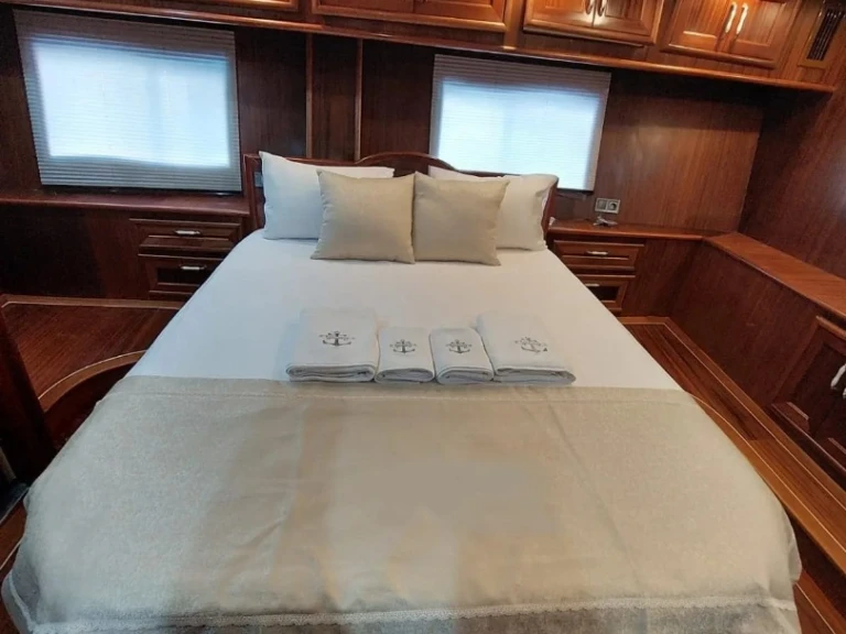 Pronájem jachty v Fethiye -Custom Made Custom made na Samboatu