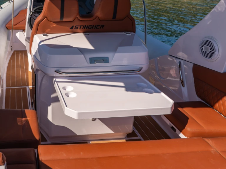 Pronájem lodi Italboats Stinger 24 gt v Skiathos na Samboatu