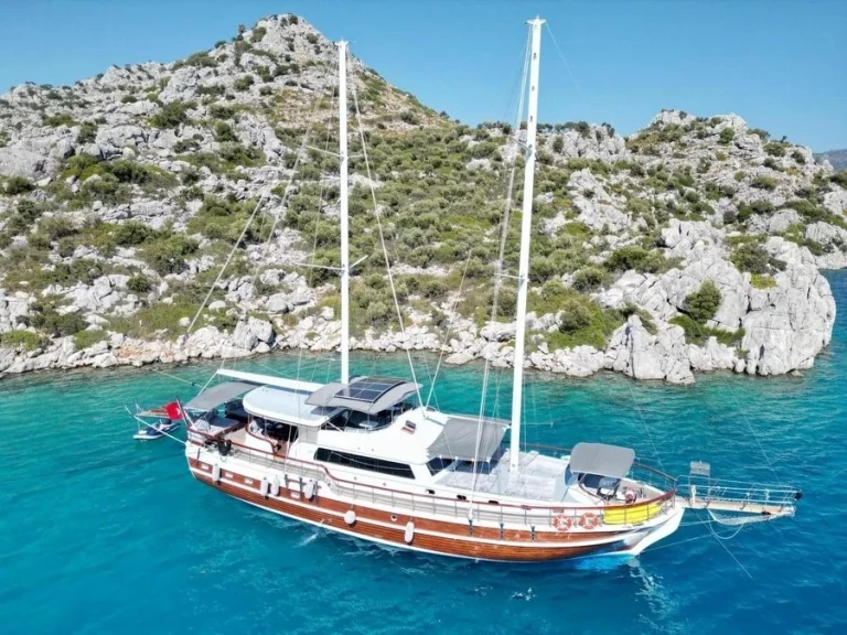 Pronajmout si Custom Made Custom made v Marmaris