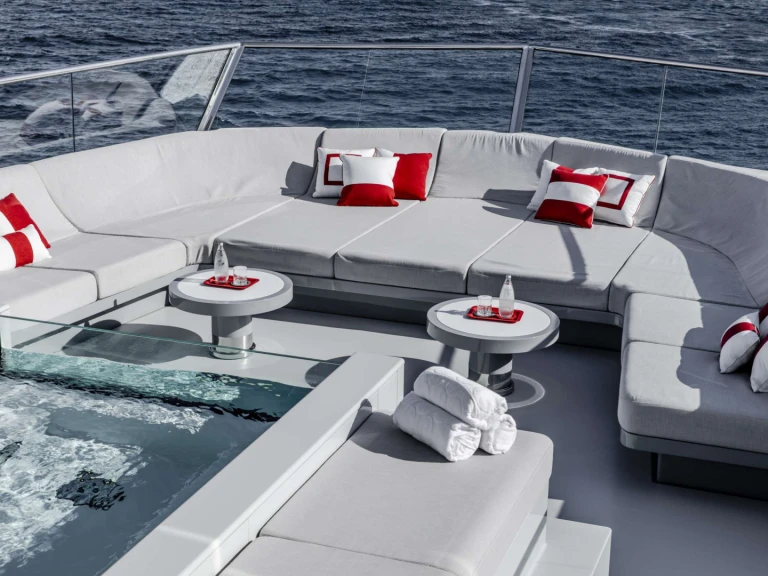 Pronajmout si Silent Yachts BOLD v Porto Cervo