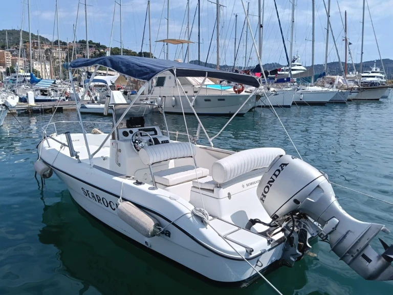 Pronájem jachty v Imperia -Avila Grifo na Samboatu