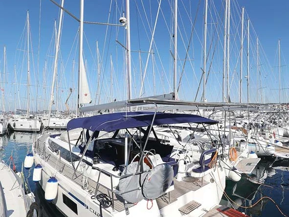 Pronájem lodi Bavaria Bavaria C42 v Biograd Na Moru na Samboatu