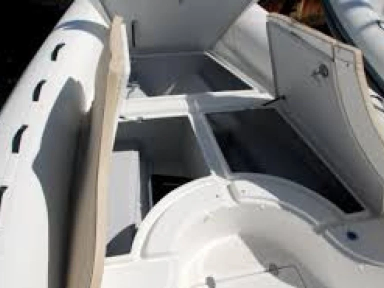 Pronájem lodi Carnon-Plage lákavé ceny King 650