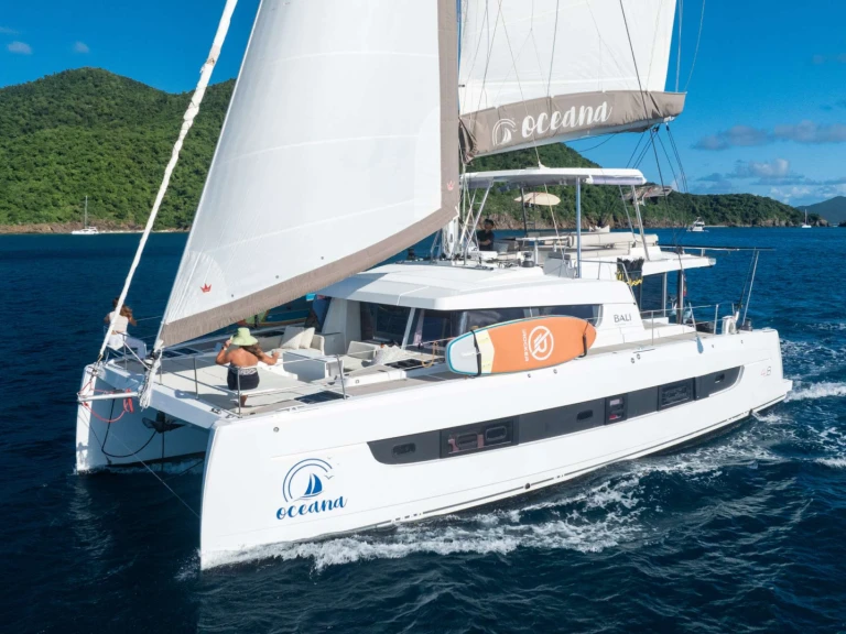 Pronájem lodi Bali OCEANA v Britské Panenské ostrovy na Samboatu