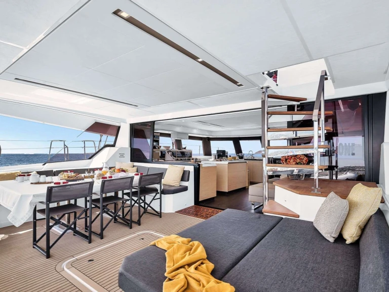 Pronájem Jachta v Karibik -Fountaine Pajot NEOW