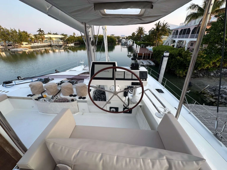 Pronajmout si Fountaine Pajot THE CATHOUSE v Florida Keys