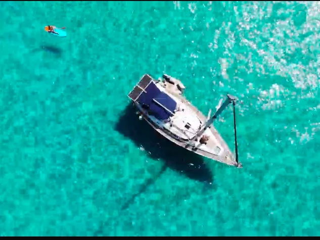 Jeanneau Sun Odyssey 40 DS jednotlivci a charterové společnosti v Saint-Florent