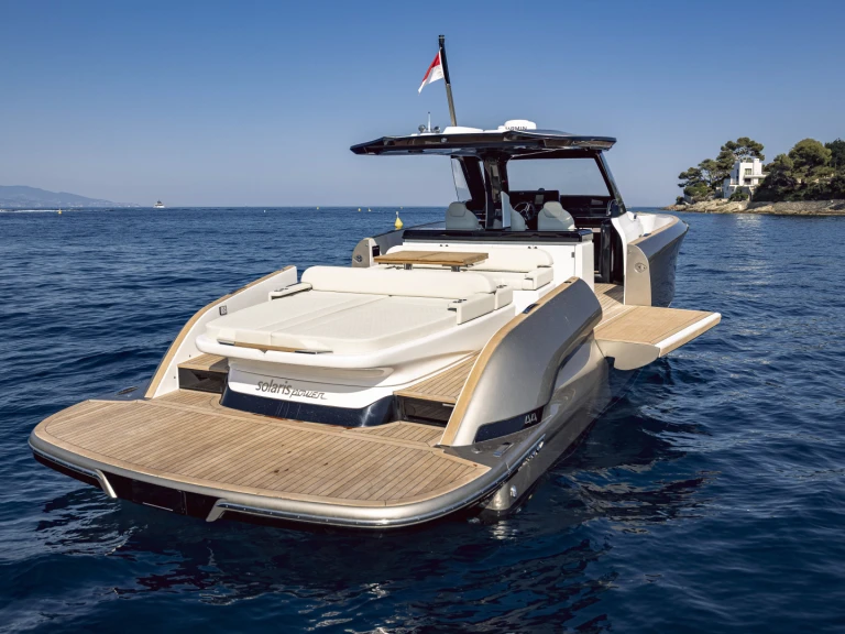 Pronajmout si Solaris Power Solaris Power Open 44 v Monako