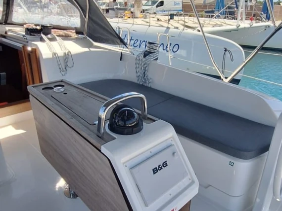 Bavaria Cruiser 46 jednotlivci a charterové společnosti v Preveza