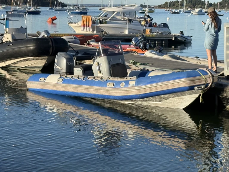 Pronajmout si Narwhal Narwhal HD 580 v Quiberon
