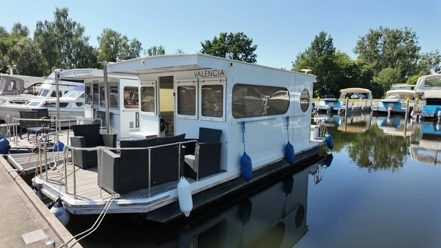 Hausboot Hausboot Valencia jednotlivci a charterové společnosti v Zehdenick