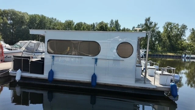 Pronájem jachty v Zehdenick -Hausboot Hausboot Valencia na Samboatu
