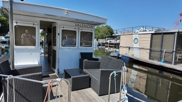 Pronajmout si Hausboot Hausboot Valencia v Zehdenick