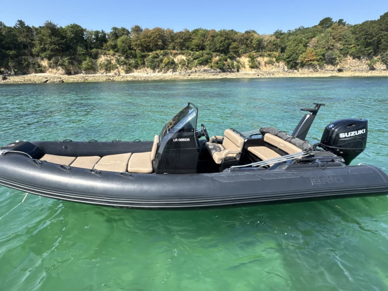 Pronajmout si Brig Eagle 670 v La Forêt-Fouesnant