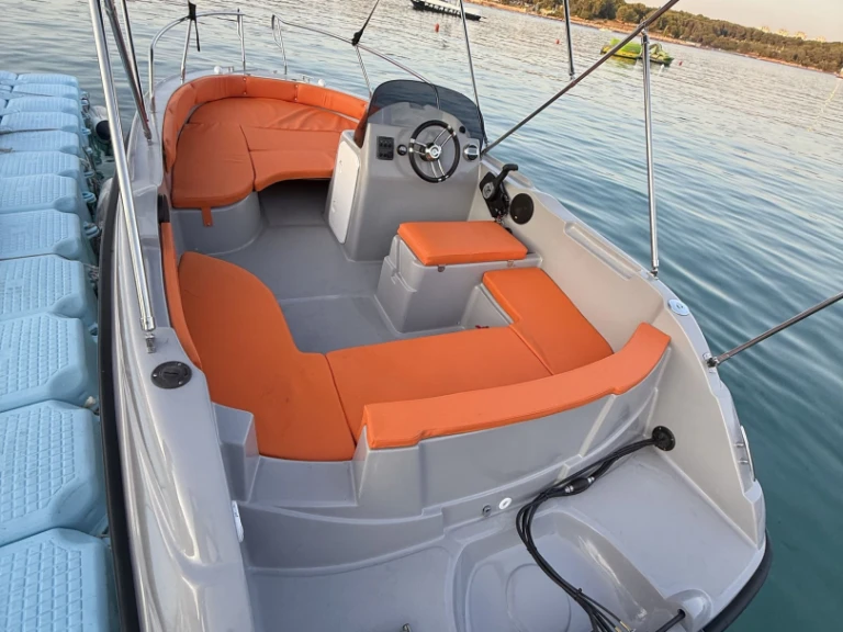 Pronájem lodi sport-mare Luka v Pula na Samboatu