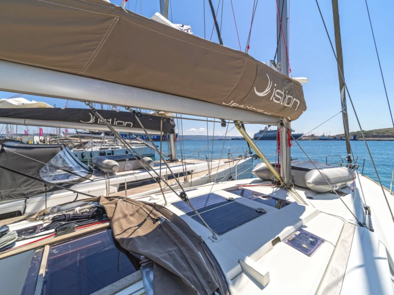 Pronájem lodi Rhodos lákavé ceny Sun Odyssey 479