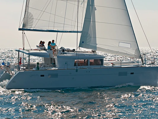 Lagoon Lagoon 450 F jednotlivci a charterové společnosti v Rogoznica