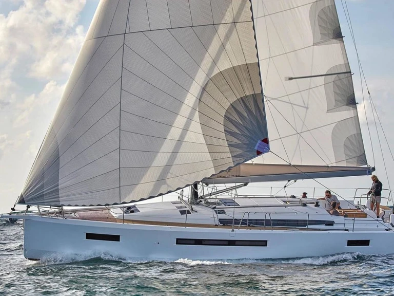 Pronájem Plachetnice v Lavrio -Jeanneau Sun Odyssey 490