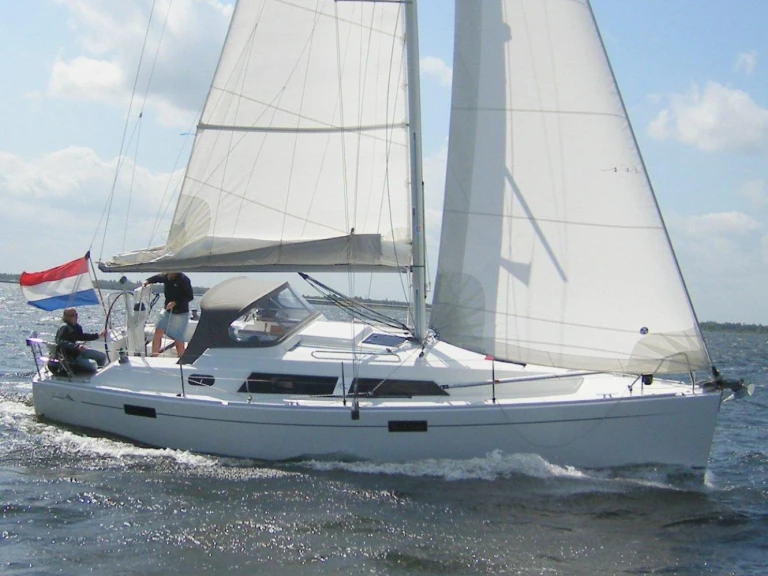 Pronajmout si Hanse Hanse 320 v Marsala