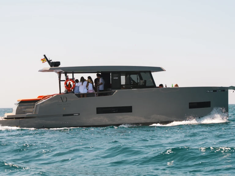 Pronájem jachty v Puerto De Barbate -De Antonio D50 Coupe na Samboatu