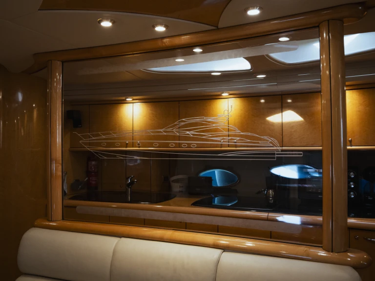 Pronájem jachty v Palma de Mallorca -Sunseeker Predator 75 na Samboatu