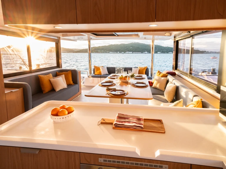 Pronajmout si Bali Bali 5.2 v Saint-Mandrier-sur-Mer