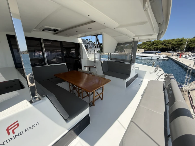 Pronájem Katamarán v Pula -Fountaine Pajot Lucia 40