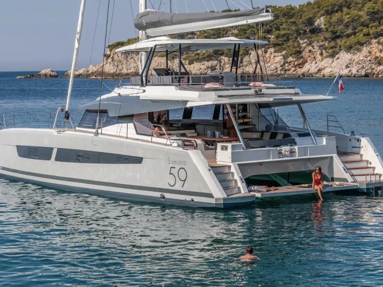 Katamarán k pronájmu v Porto-Vecchio za nejlepší cenu