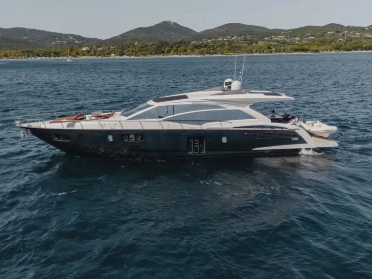 Pronajmout Jachta se skipperem či ne Princess v Port des Marines de Cogolin
