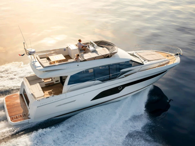 Pronájem Motorová loď v Salerno -Jeanneau Prestige 52 anno 2023