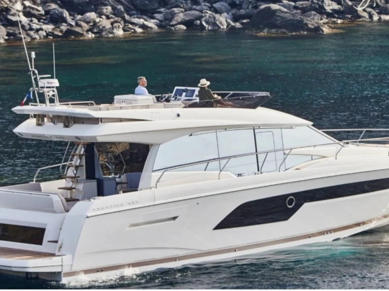 Pronájem lodi Jeanneau Prestige 52 anno 2023 v Salerno na Samboatu
