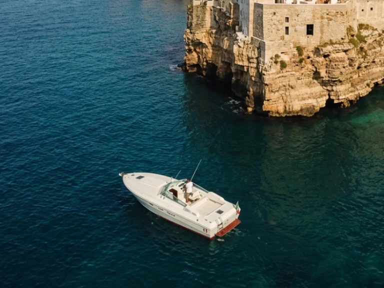 Pronájem lodi Italcraft Fast 35 v Bari na Samboatu