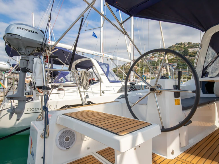 Pronájem lodi Bénéteau Oceanis 38.1 v Castellammare del Golfo na Samboatu
