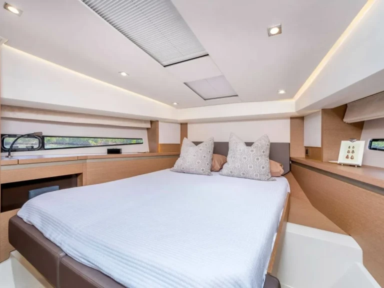 Pronájem Motorová loď v Zanzibar -Sunseeker Manhattan 56