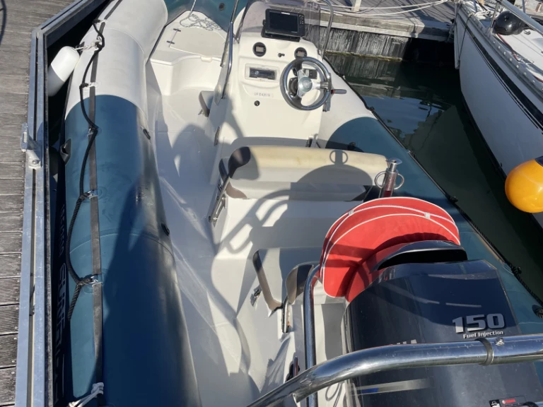 Pronajmout si Bombard Sunrider 650 v La Rochelle