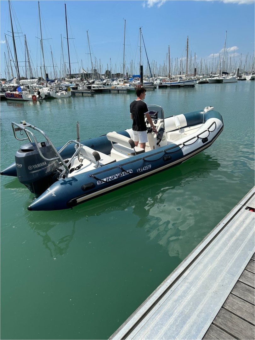 Pronájem Motorová loď v La Rochelle -Bombard Sunrider 650