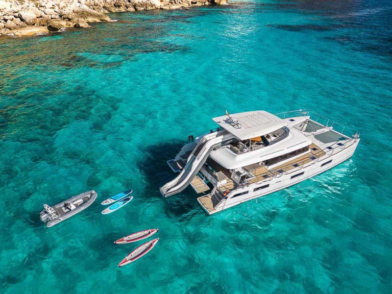 Pronájem lodi Lagoon Lagoon 630 Motor Yacht v Ibiza Town na Samboatu