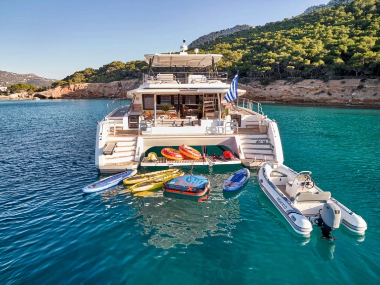Pronajmout Jachta se skipperem či ne Fountaine Pajot v Atény