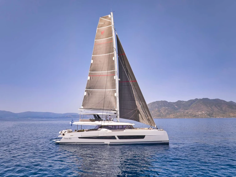 Fountaine Pajot ALOIA  80 jednotlivci a charterové společnosti v Atény