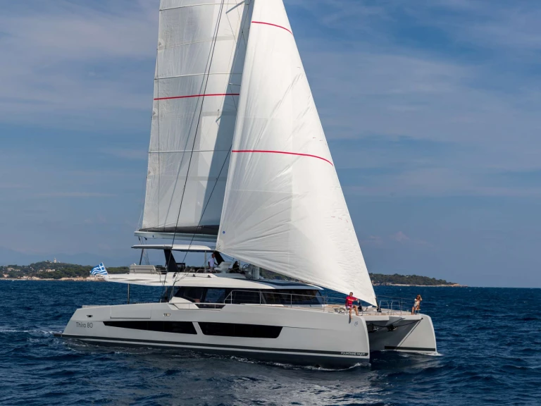 Pronájem Jachta Fountaine Pajot s licencí