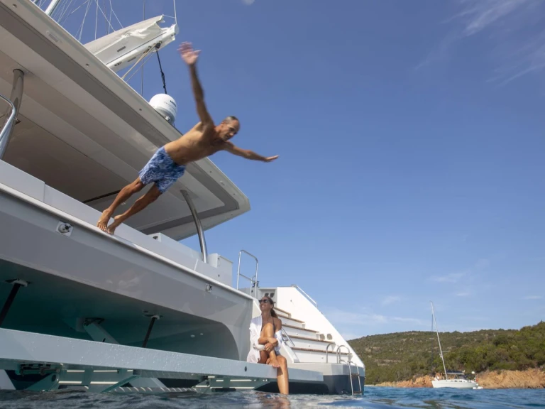 Pronajmout Jachta se skipperem či ne Fountaine Pajot v Atény